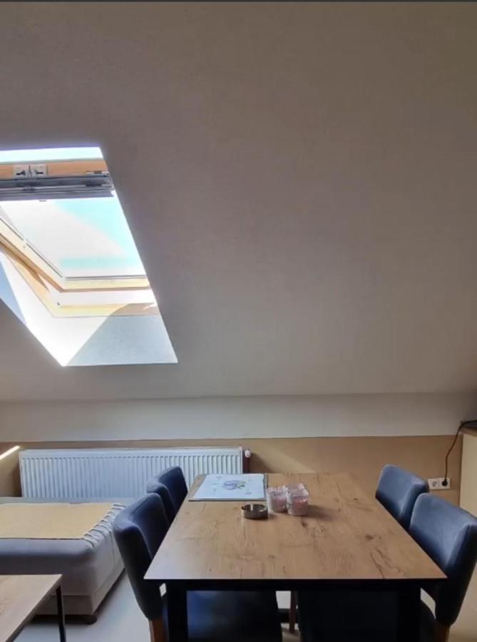 Apartman Avram Kotor Varos Bagian luar foto