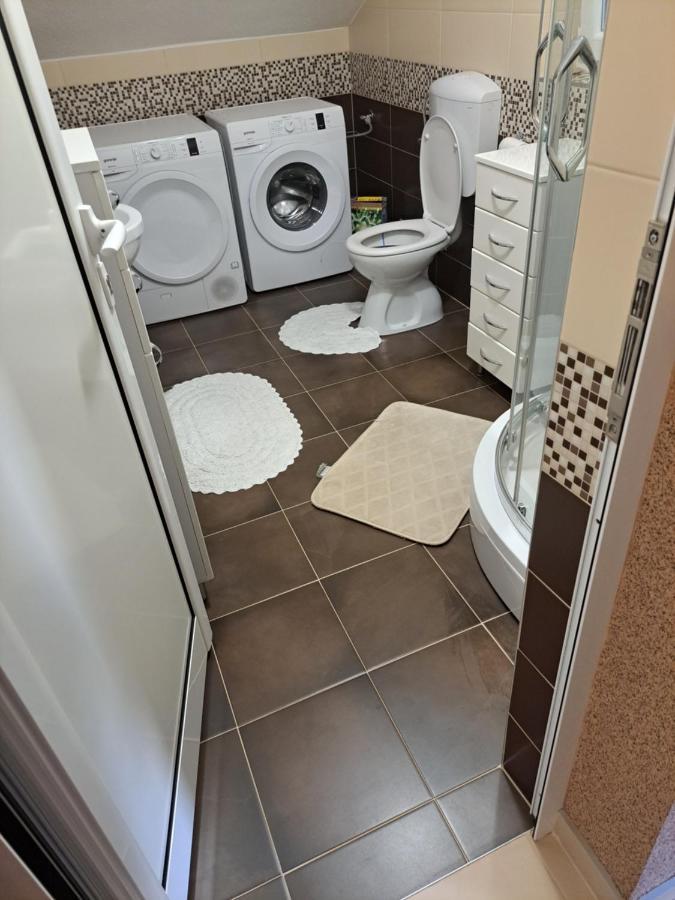 Apartman Avram Kotor Varos Bagian luar foto