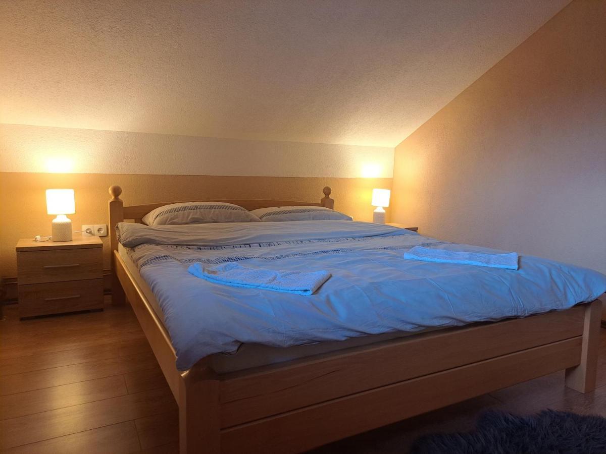 Apartman Avram Kotor Varos Bagian luar foto