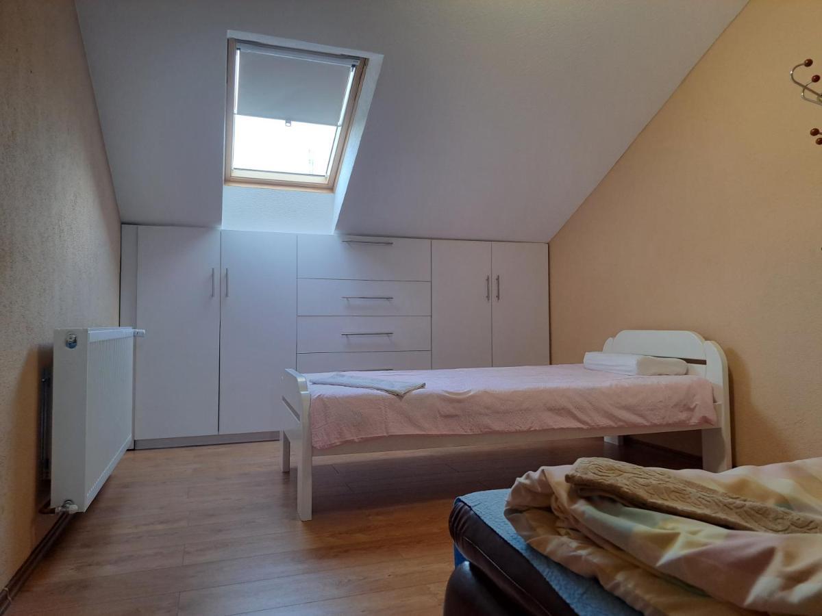 Apartman Avram Kotor Varos Bagian luar foto